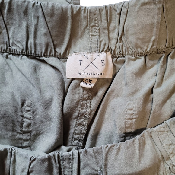 Thread & Supply Green Lightweight Pull-On Cropped Wide Leg Pants  XXL - Picture 6 of 6